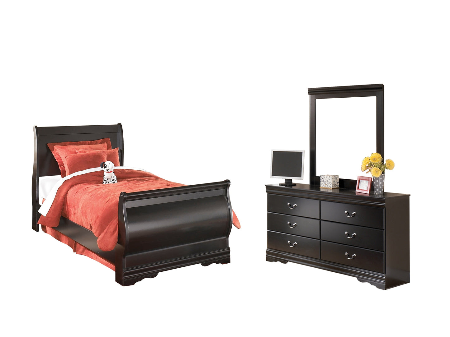 Huey Vineyard Sleigh Bed With Mirrored Dresser And 2 Nightstands