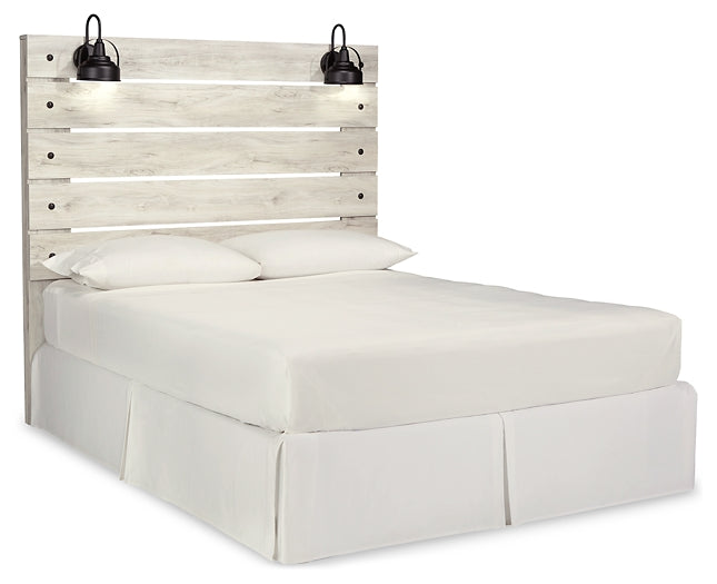 Cambeck Panel Headboard With Mirrored Dresser And 2 Nightstands