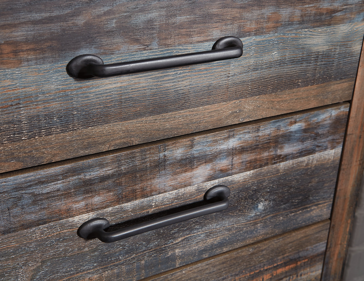 Drystan King/California King Bookcase Headboard Bed with Mirrored Dresser, Chest and Nightstand