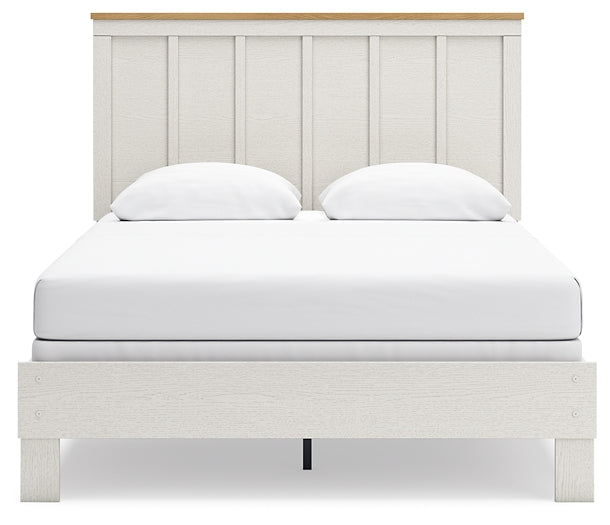 Linnocreek Queen Panel Bed