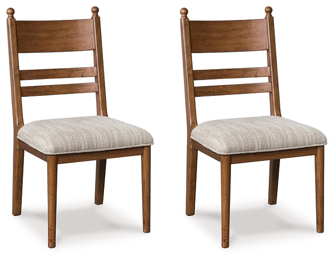 Greddinton Dining UPH Side Chair (2/CN)