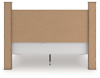 Rusticott King Poster Bed