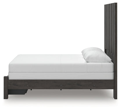 Fraluna Queen Panel Storage Bed with Mirrored Dresser