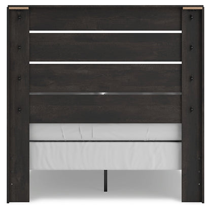 Hollivern Full Panel Bed with Mirrored Dresser and Nightstand