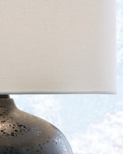 Ladstow Ceramic Table Lamp (1/CN)