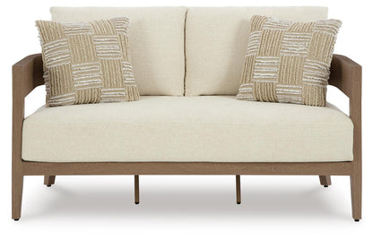 Serene Bay Loveseat w/Cushion