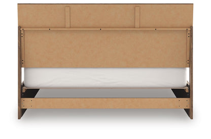Chirason King Panel Bed