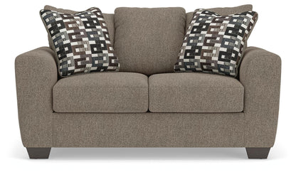 Triston-Peaks Loveseat