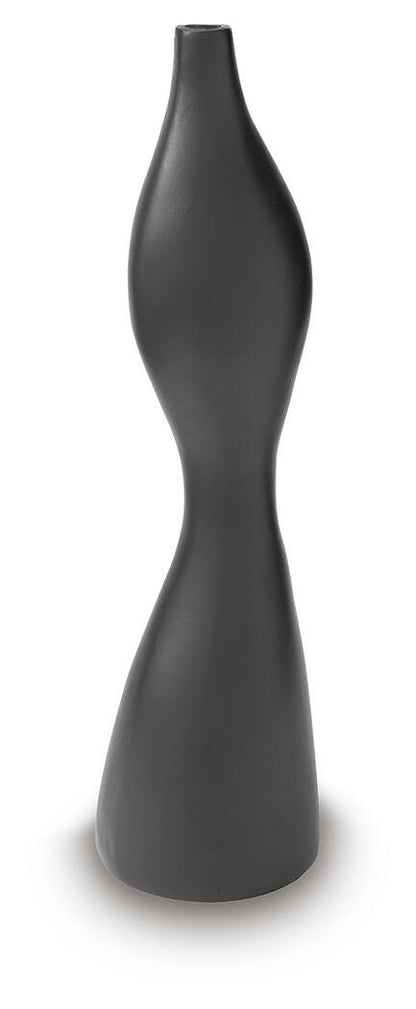Judsen Vase