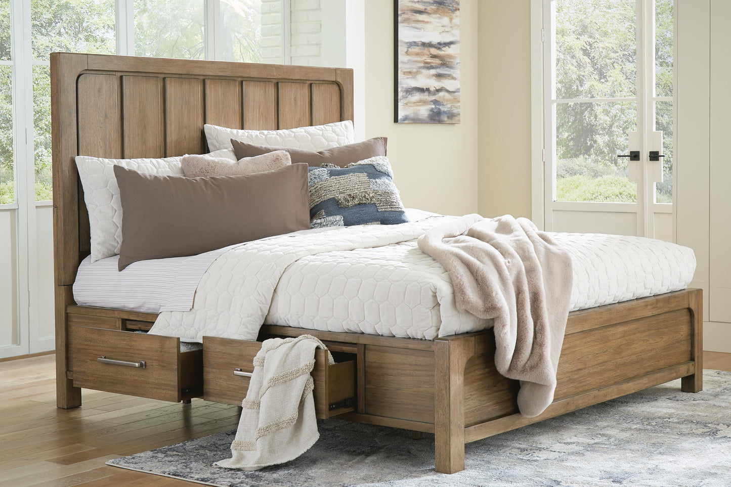 Cabalynn King Panel Bed with Storage with Mirrored Dresser, Chest and Nightstand