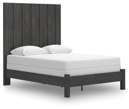 Fraluna Queen Panel Bed, Dresser, Mirror, Chest and Nightstand