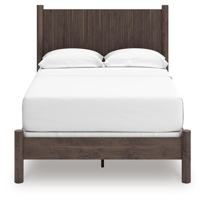Pamytta Queen Panel Bed, Dresser and Mirror