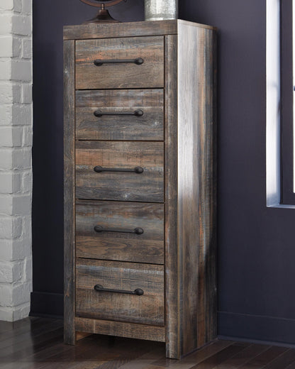 Drystan Narrow Chest