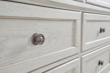 Robbinsdale Dresser