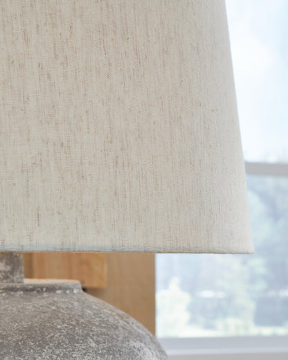 Dreward Metal Table Lamp (1/CN)