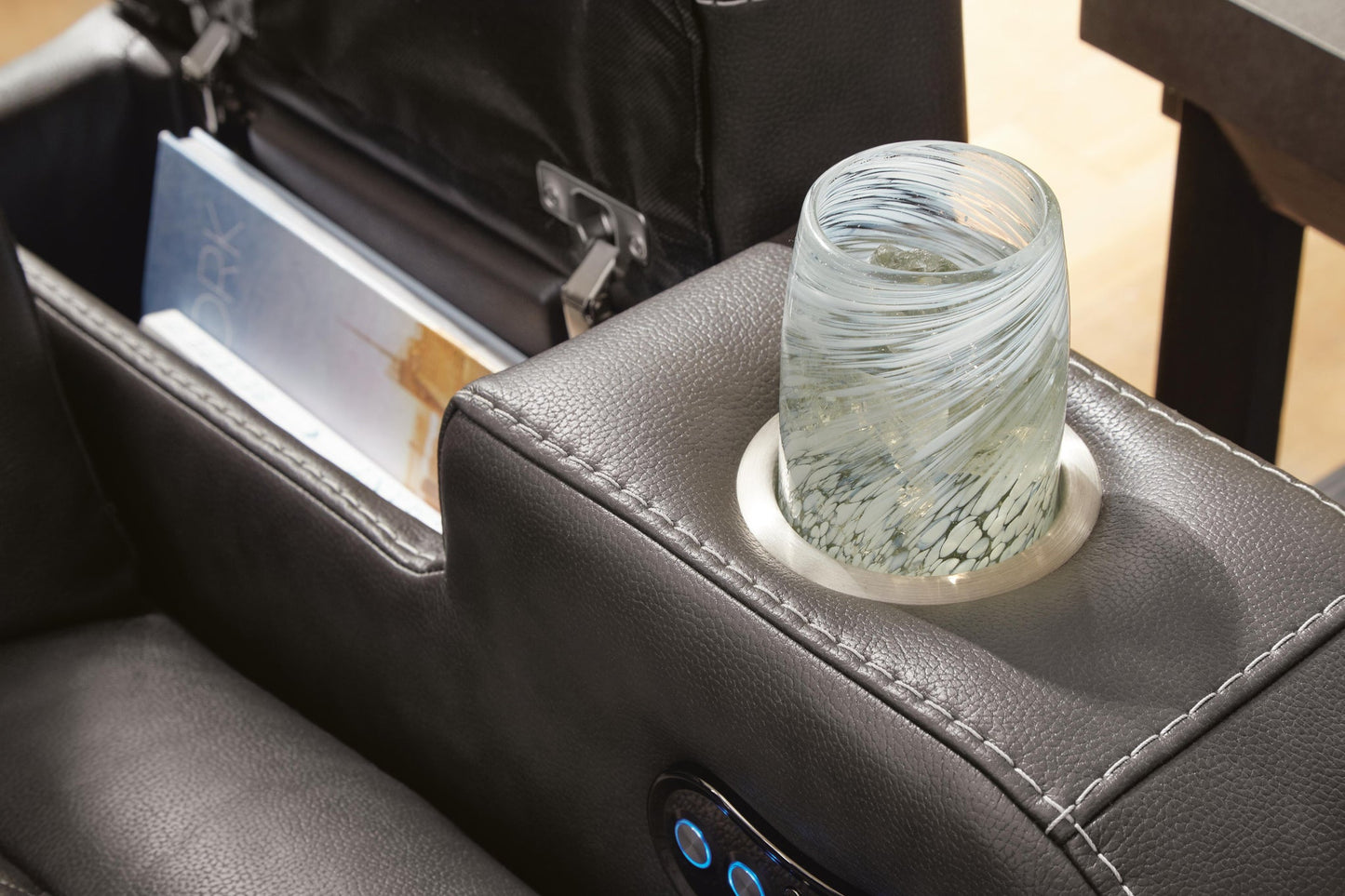 3660213