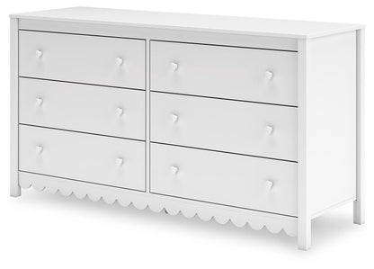 Hallityn Six Drawer Dresser