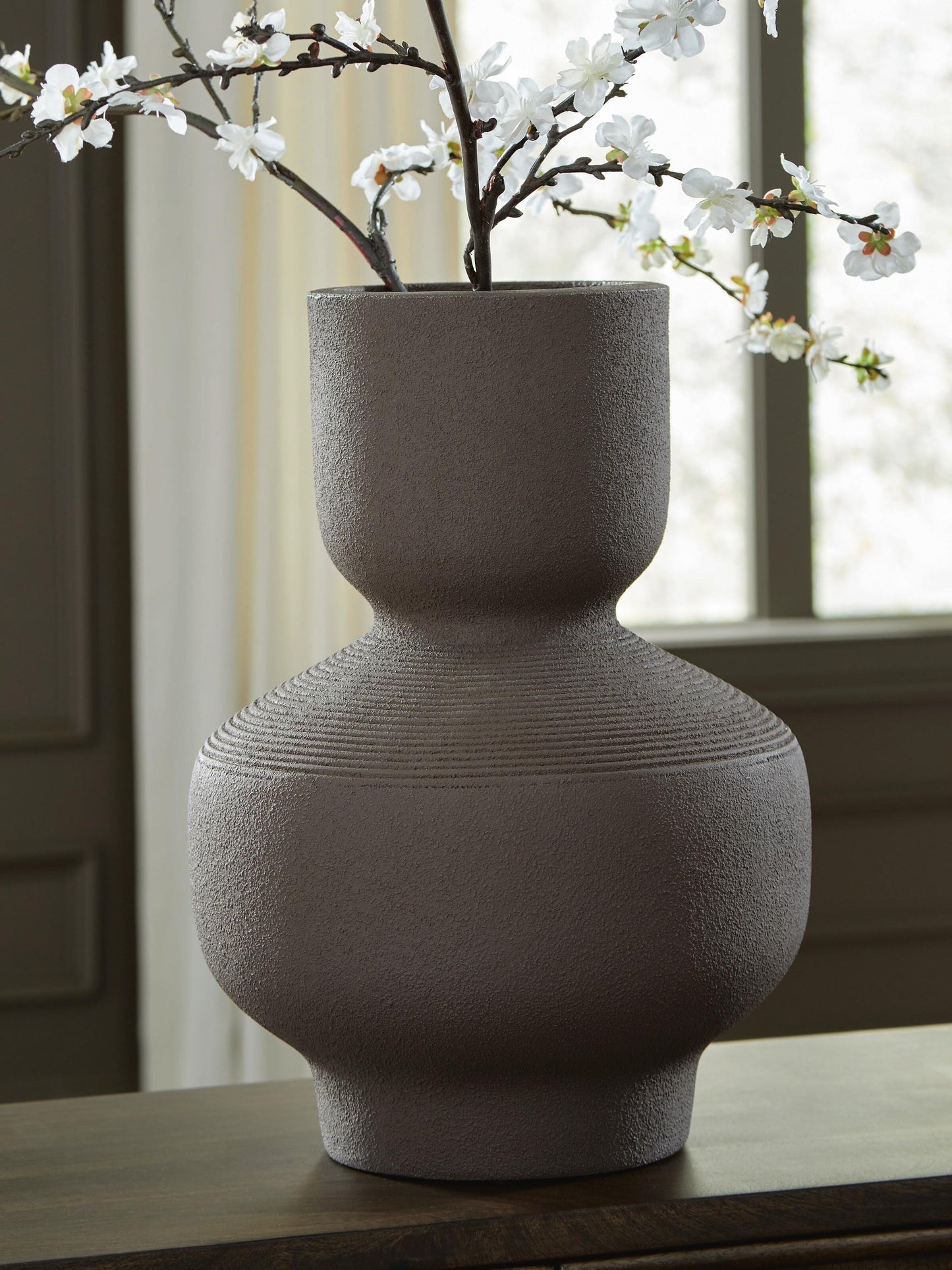 Dalsen Vase