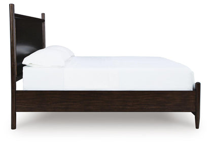 Dantenton Queen Panel Bed
