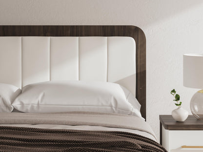 Kendanport King Upholstered Bed