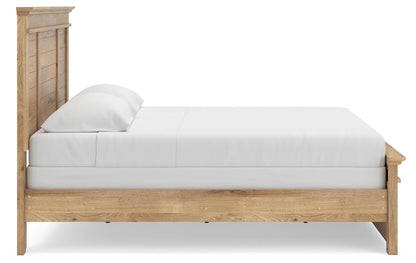 Makidern King Panel Bed