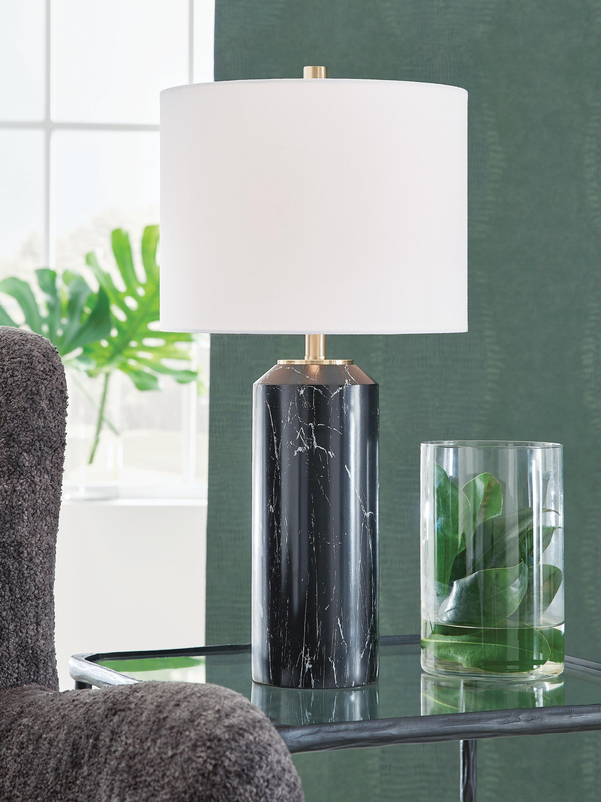 Hanzila Poly Table Lamp (1/CN) – Crosby's Furniture