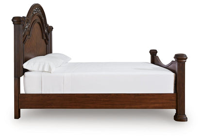 Lavinton King Poster Bed with Mirrored Dresser