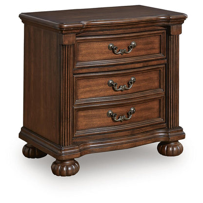 Lavinton King Poster Bed, Dresser, Mirror, Chest and Nightstand