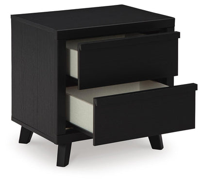 Danziar King Panel Bed, Dresser, Mirror and Nightstand