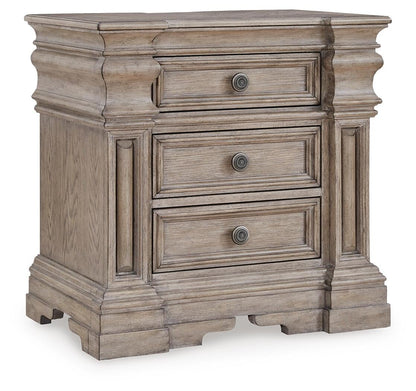 Blairhurst California King Panel Bed, Dresser, Mirror, Chest and Nightstand