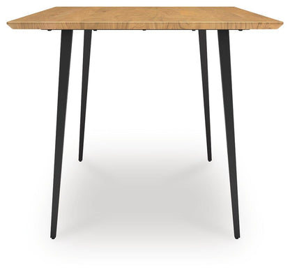 Gretlynn Dining Table and 4 Chairs