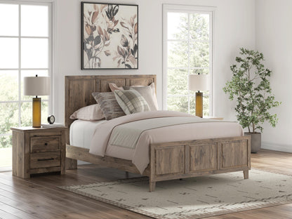 Keithland Queen Panel Bed with Mirrored Dresser